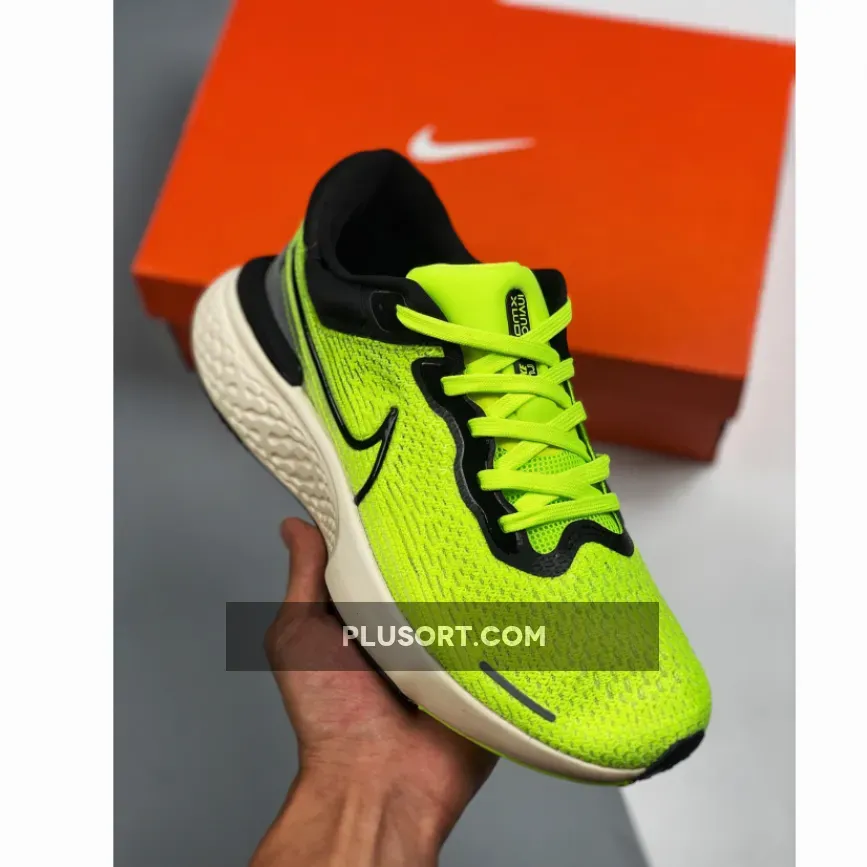 Nike ZoomX Invincible Run Flyknit Volt/Black CT2228-700