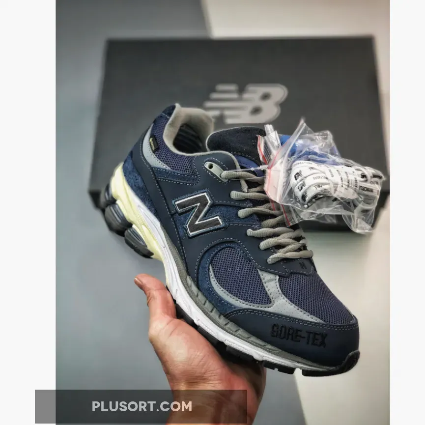 Invincible x N.Hoolywood x New Balance 2002R Gore-Tex Navy - invincible new balance