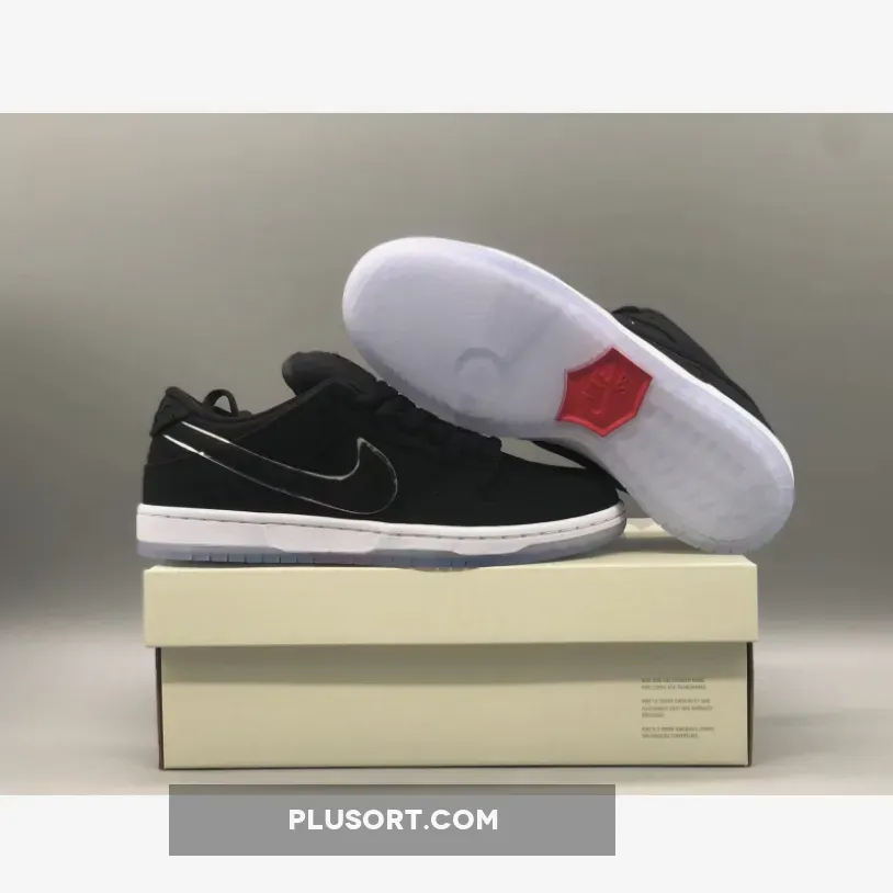 Eminem x Carhartt x Nike SB Dunk Black Ice