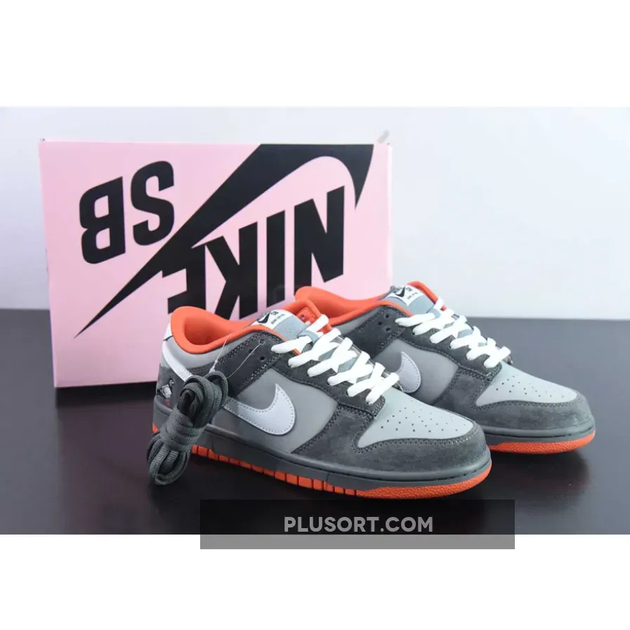 Jeff Staple x Nike SB Dunk Low Pro ‘Pigeon’ Medium Grey/White/Dark Grey