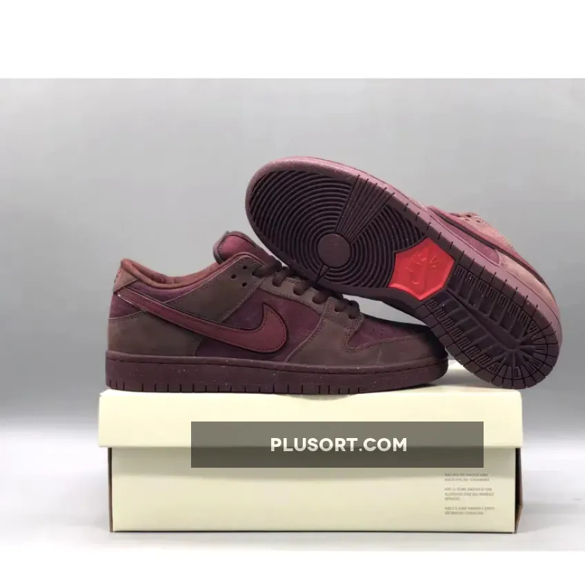 Nike SB Dunk Low "Valentine’s Day 2024" Burgundy Crush